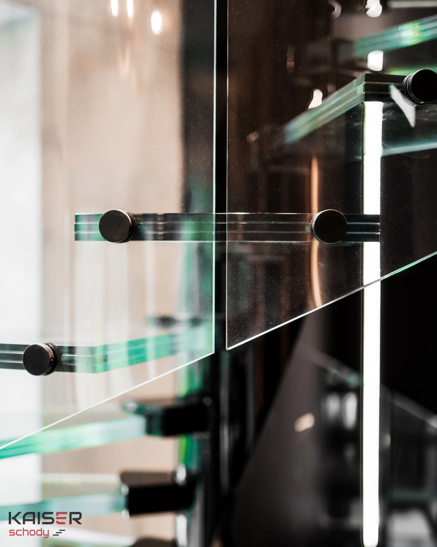 Spiral staircase with glass treads — view 06